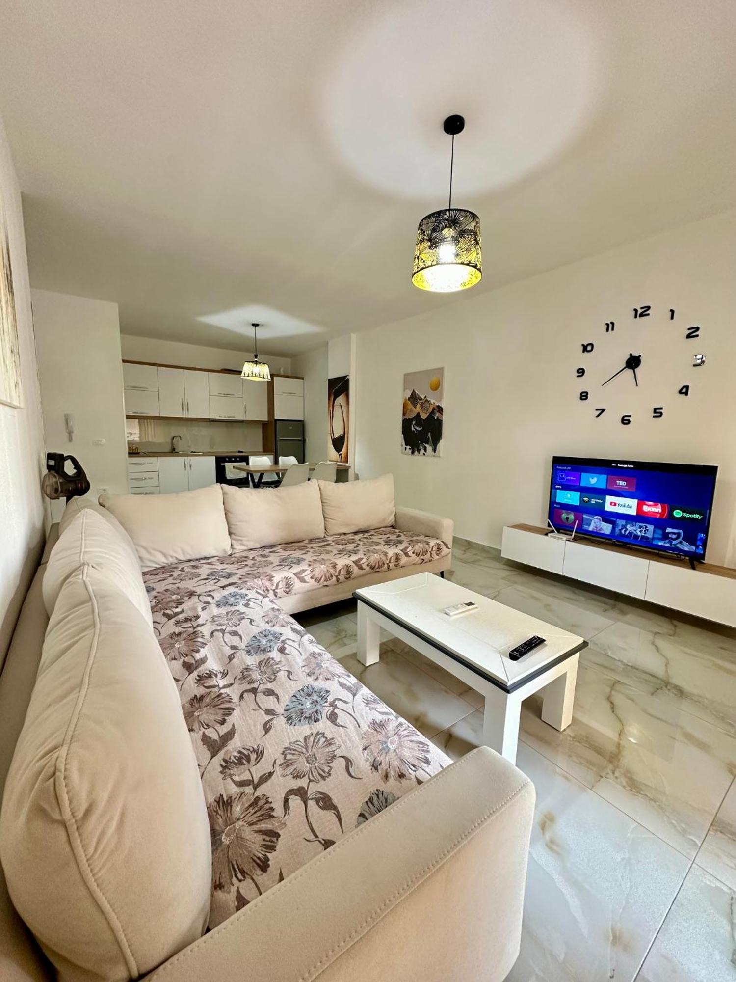 Kay Apartment Saranda Terraces المظهر الخارجي الصورة
